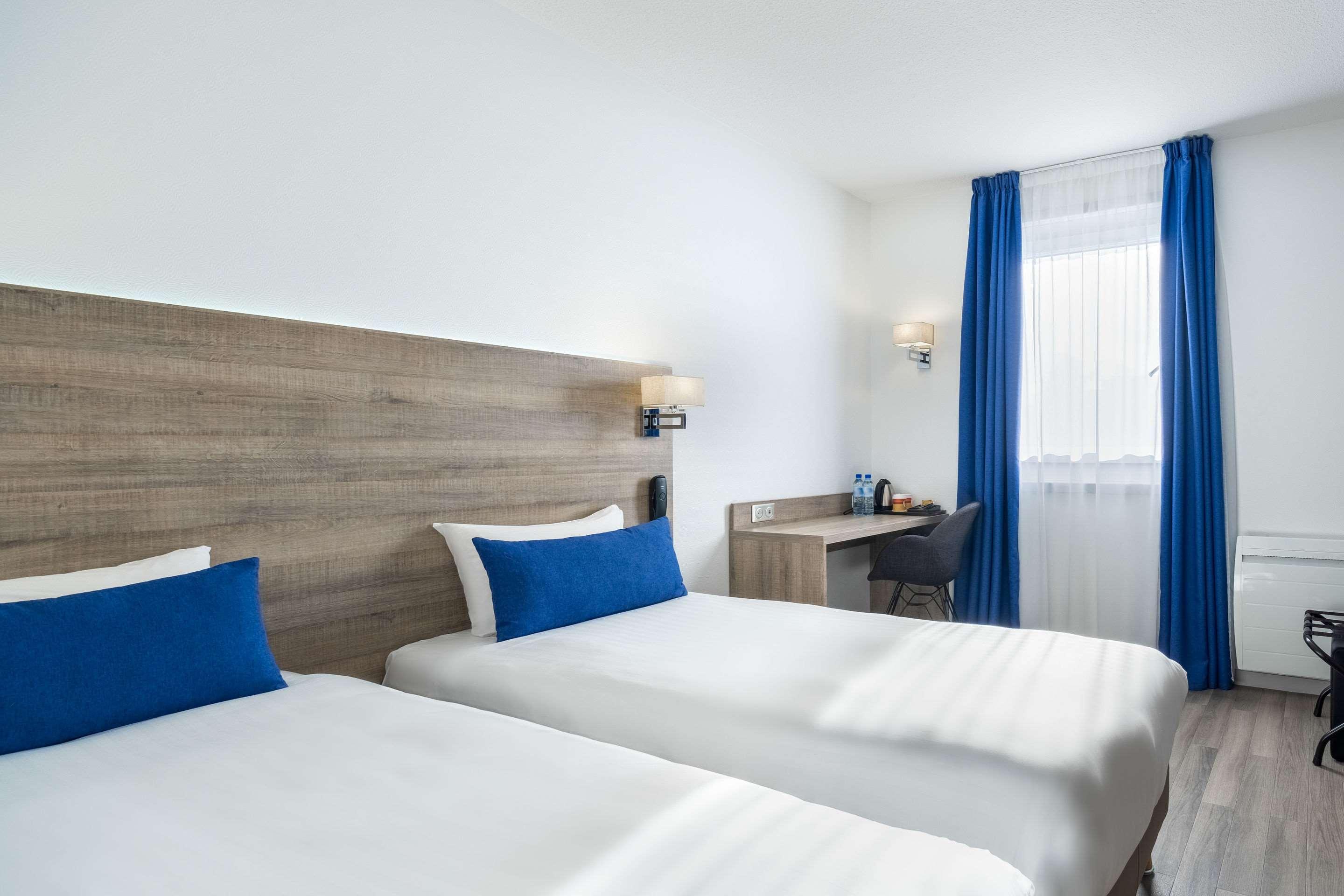 ควอลิตี้ โฮเต็ล เลอ เซอร์กิต - เลอ ม็อง Hotel เลอม็องส์ ภายนอก รูปภาพ